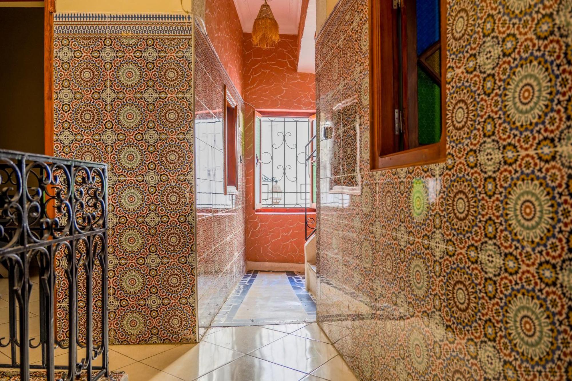 Yakout Hostel Tanger Extérieur photo