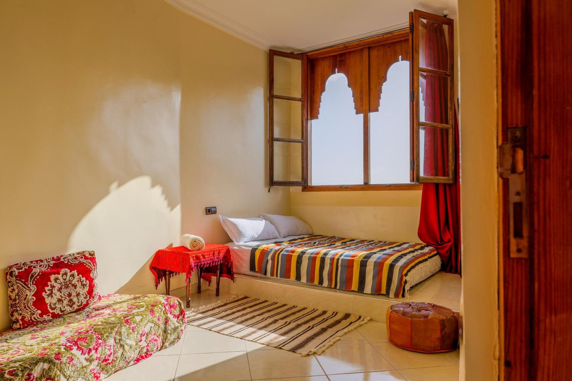 Yakout Hostel Tanger Extérieur photo