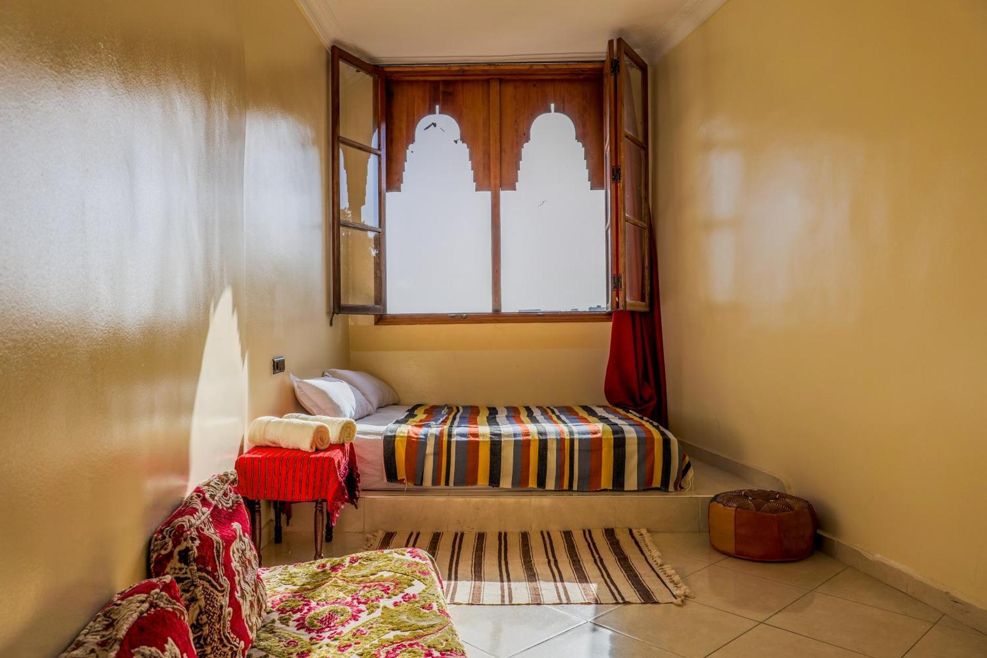 Yakout Hostel Tanger Extérieur photo